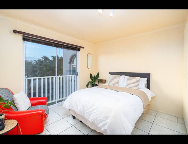 0.5 BEDROOM SECTIONAL TITLE SOLD IN BLOUBERG SANDS